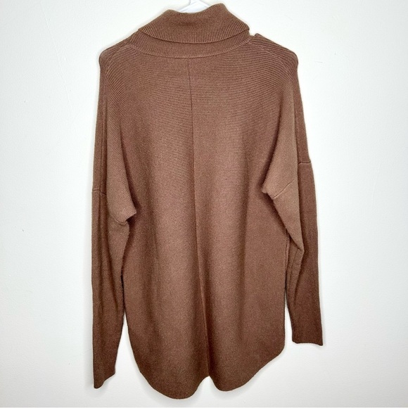 Universal Standard Chevron Mocha Caramel Brown Turtleneck Sweater 3XS - Picture 6 of 7